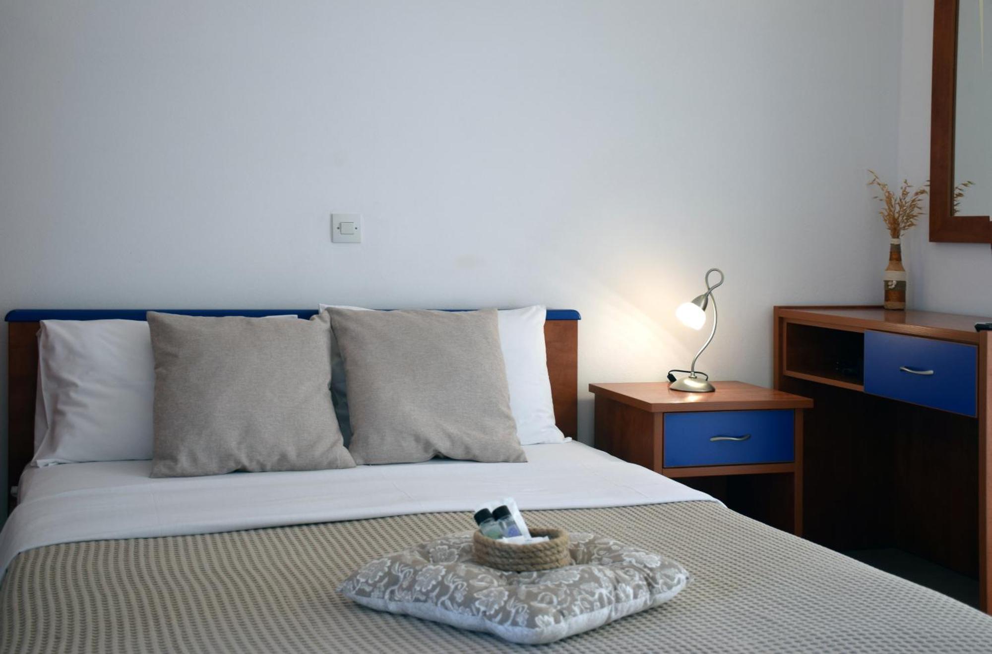 Lappas Rooms Ровиес Экстерьер фото