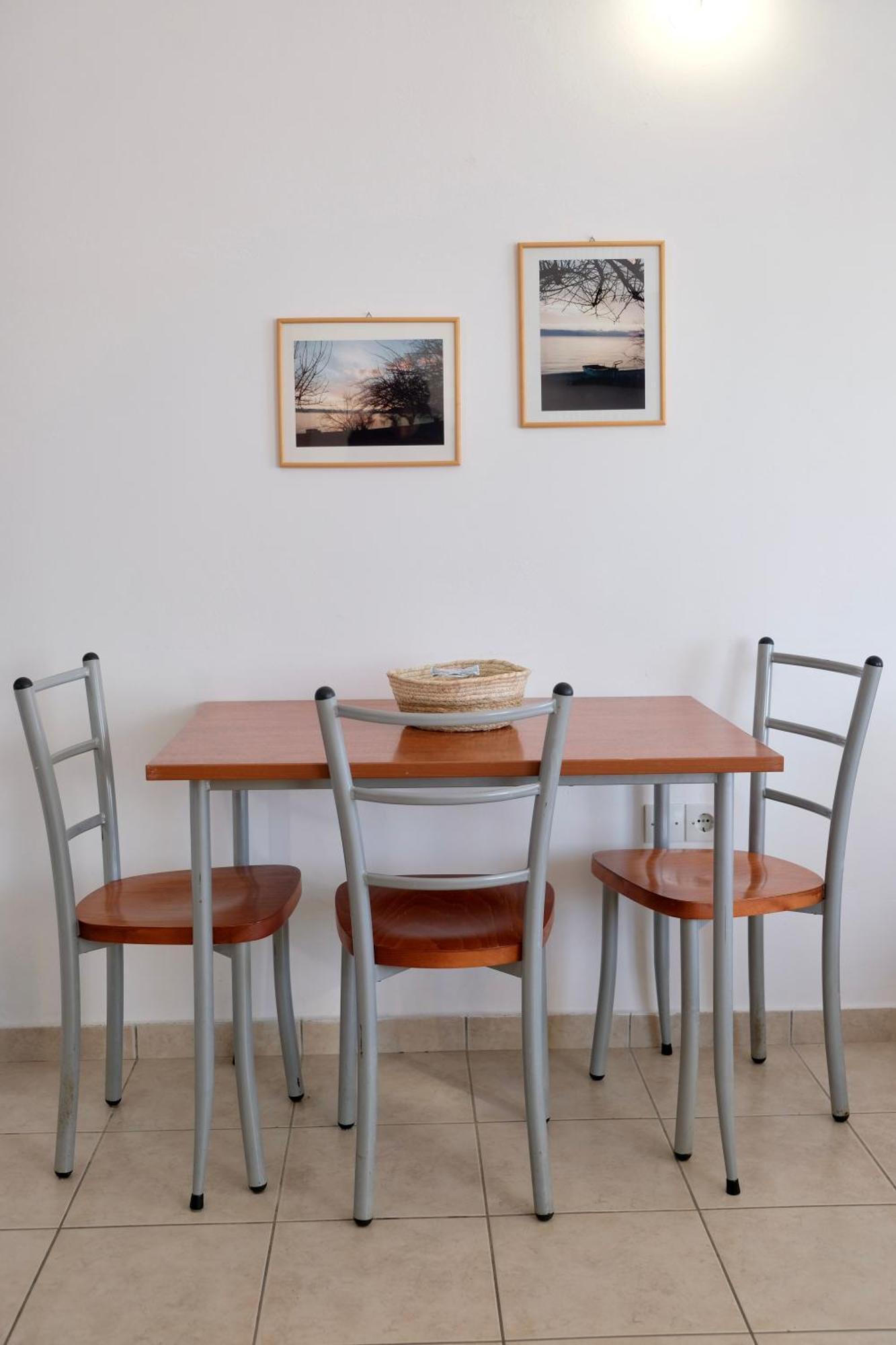 Lappas Rooms Ровиес Экстерьер фото