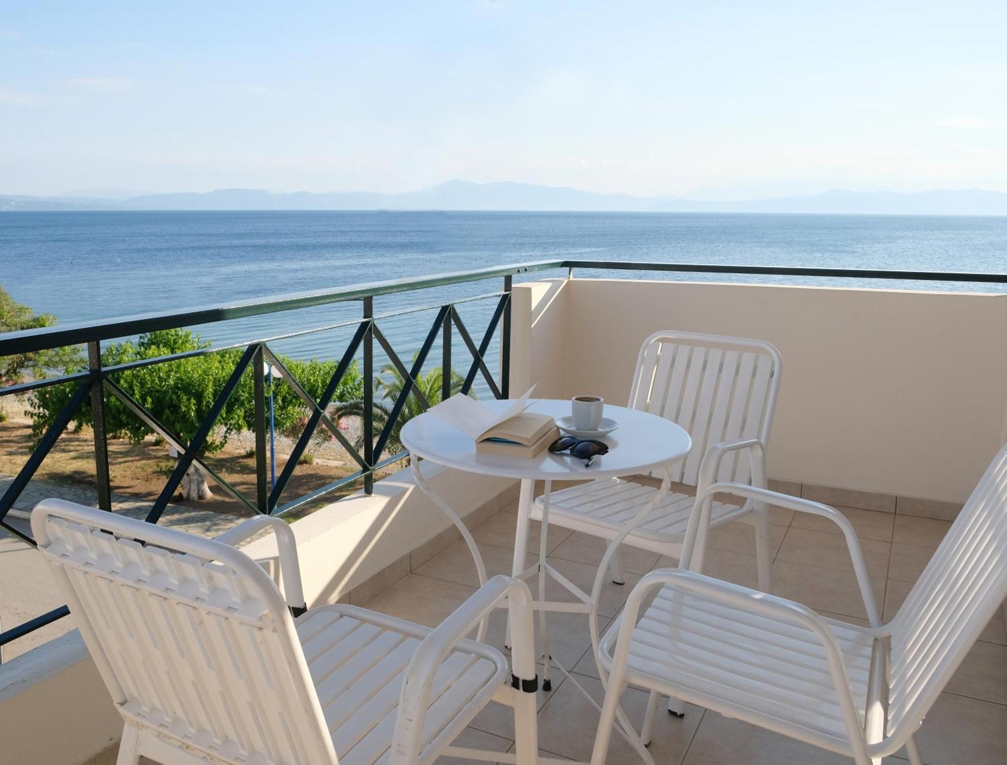 Lappas Rooms Ровиес Экстерьер фото